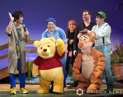 �~���[�W�J���w�f�B�Y�j�[ ���܂̃v�[����x���䂠�����̗l�q �iC�jORICON NewS inc. 