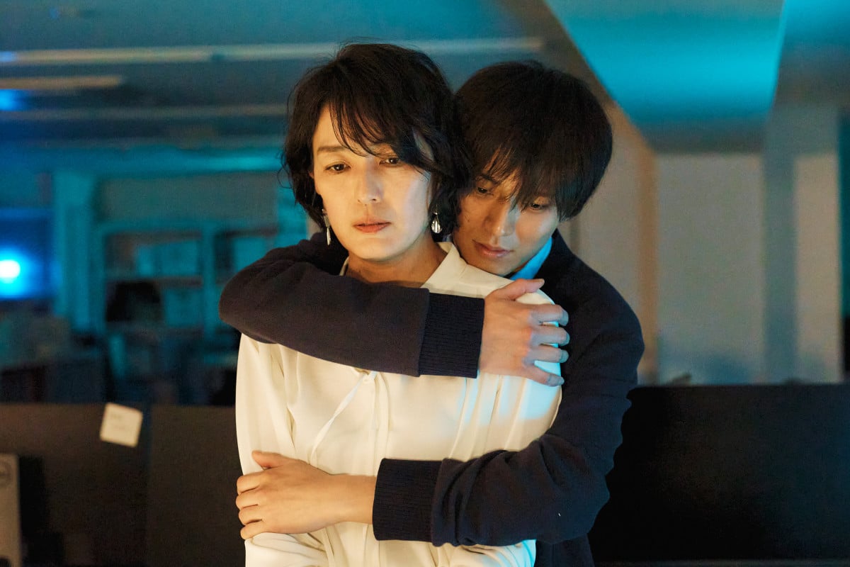 永瀬廉“透”が衝動バックハグ、松田元太“耕二”は禁断のキス 『東京