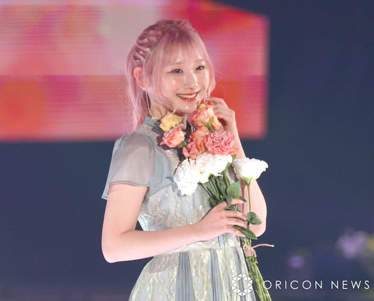 wRakuten GirlsAward 2024 SPRING/SUMMERxɏo=LOVEEV (C)ORICON NewS inc. 