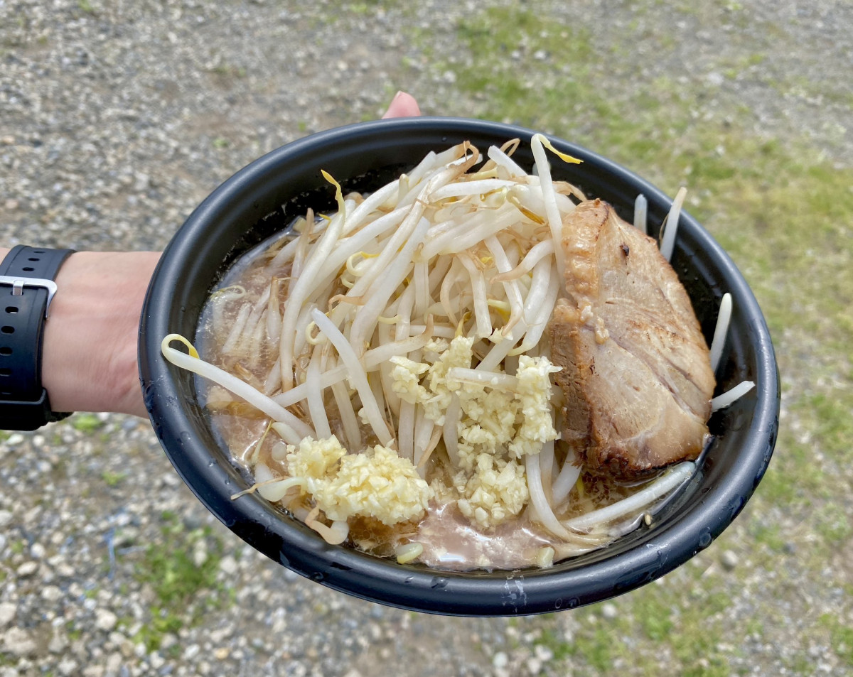 ラーメン二郎目黒店の時計 痛