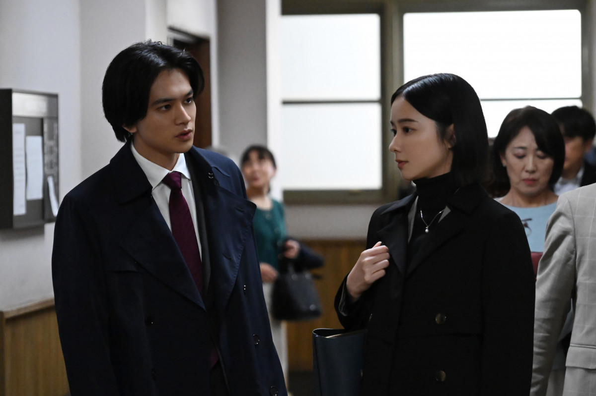 アンチヒーロー　 DVD 全巻セット　長谷川博己　北村匠海 Amazon.co.jp: アンチヒーロー DVD-BOX [DVD] : 長谷川博己