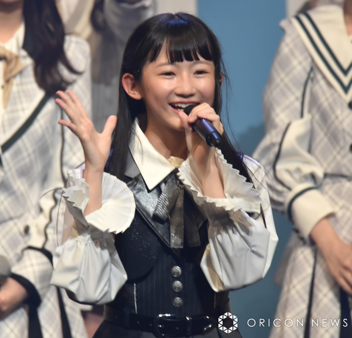 HKT48、7期生16人加入で53人体制に 卒業控える松岡はな大感激