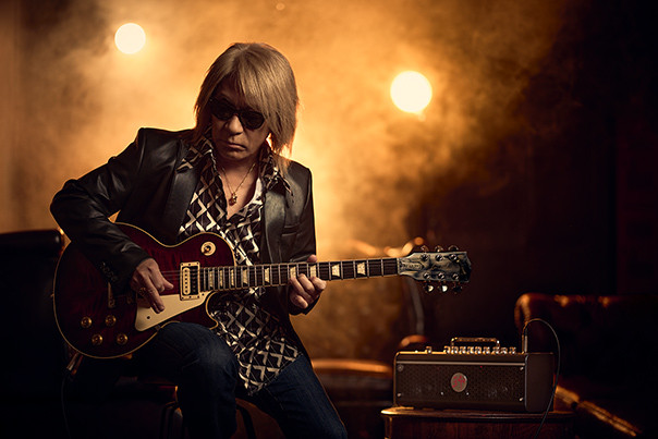 B'z 松本孝弘 TAK MATSUMOTO ソロギター サウンズ B'z 松本孝弘