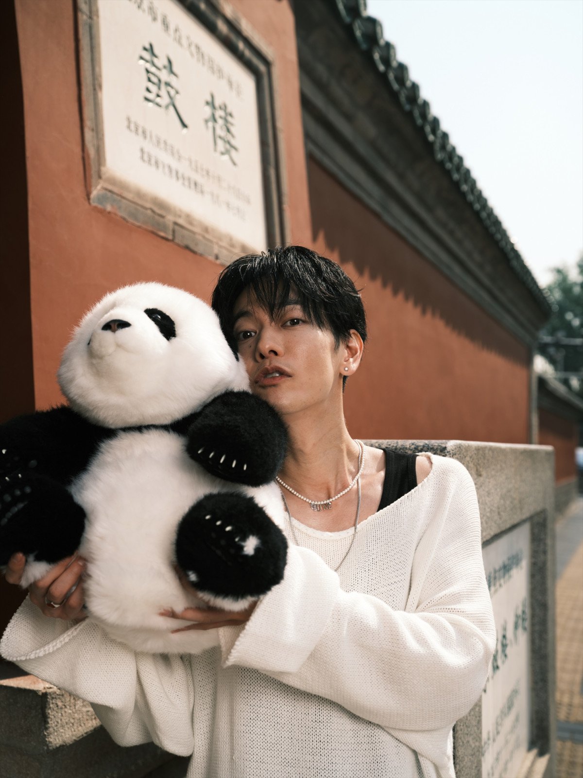佐藤健、主演映画『四月になれば彼女は』引っさげ中国訪問 現地
