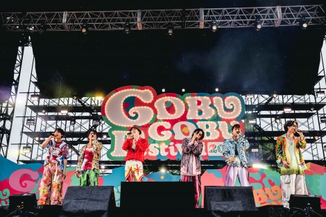 wԂԃtFXx2ڂɏoSixTONES(C)GOBU GOBU Festival 
