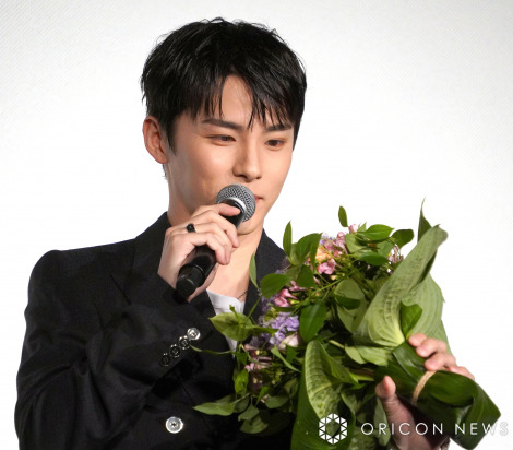 �w�o�W�[�m�C�Y�x���J���畑�䂠�����ɏo�Ȃ���JO1�E�쐼����iC�jORICON NewS inc. 