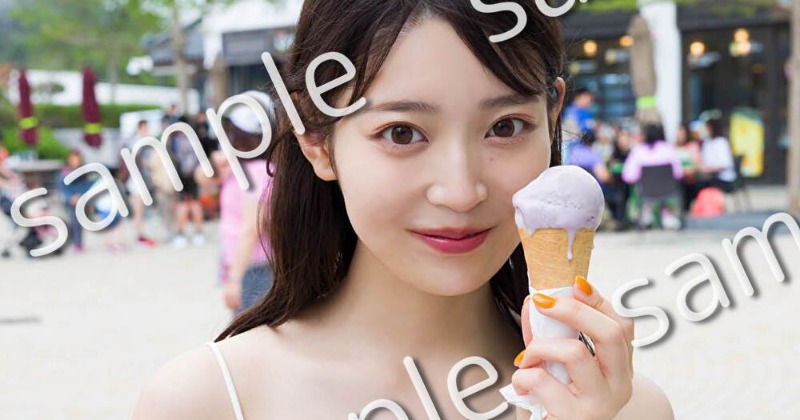 乃木坂46阪口珠美1st写真集『青いバラ』 ポストカード＆ポスター