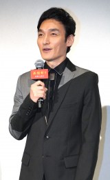 �u���̒��͂��������O���[�v���ƌ�������Ȃ���=�w��Վa��x���J�������䂠������(C)ORICON NewS inc. 