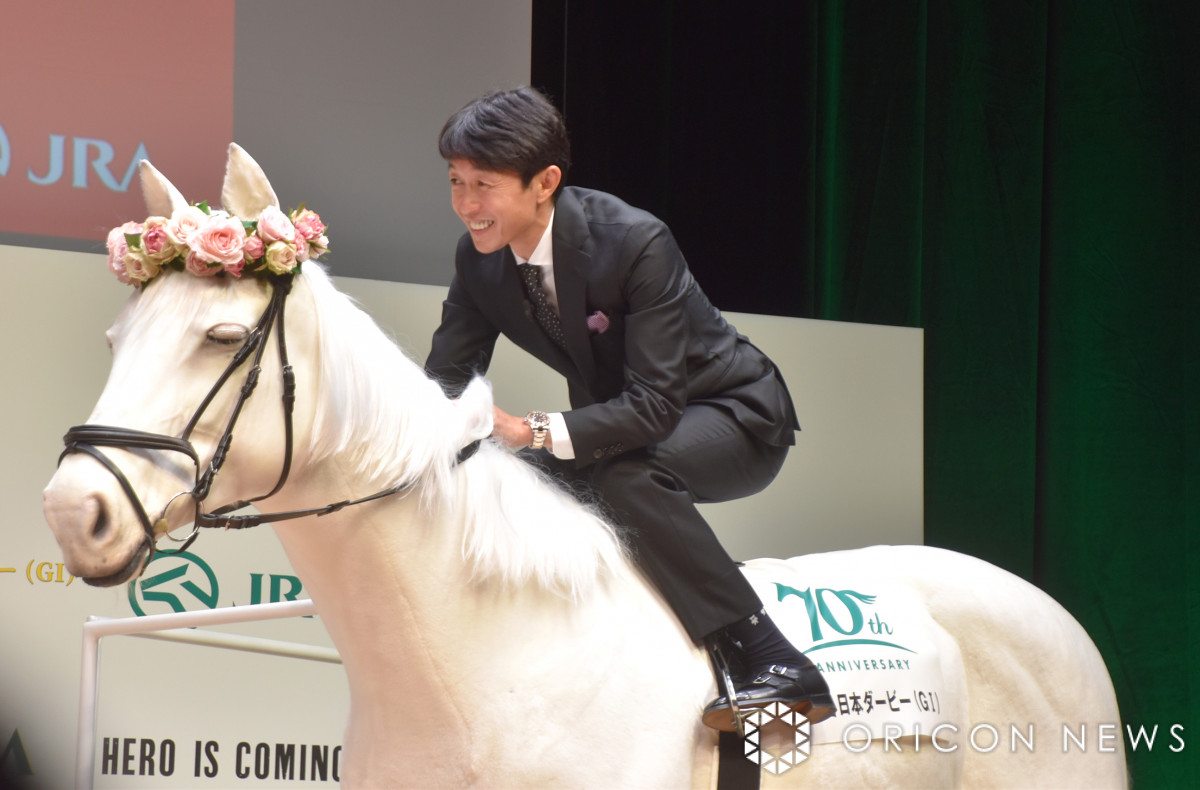 みちゃん ソダシ様専用ページ （武豊、白馬のロボットに騎乗 「ソダシに