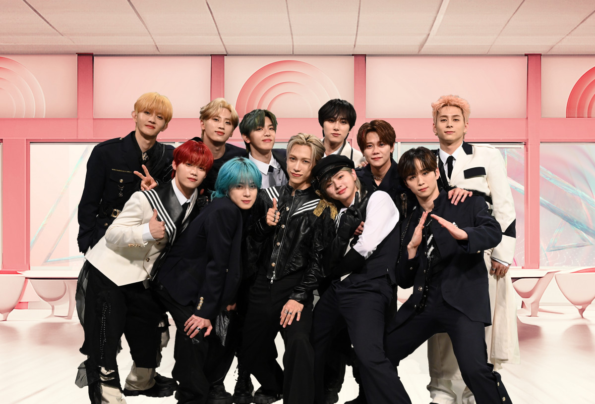 INI、音楽番組『M:ZINE』3週連続出演へ 「結成3周年で変わったこと」で