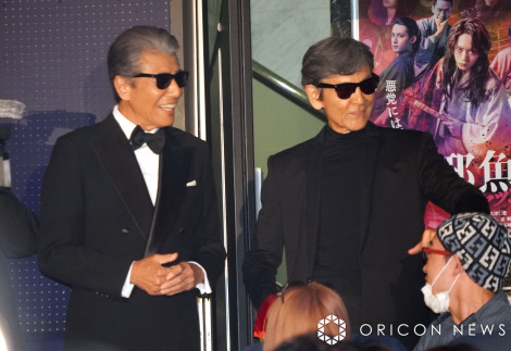 柴田恭兵リシュウタートルネックオマケあり 帰ってきた あぶない刑事😎😎🎬 柴田恭兵/RYNSHU スタイル🕶👍 #帰っ