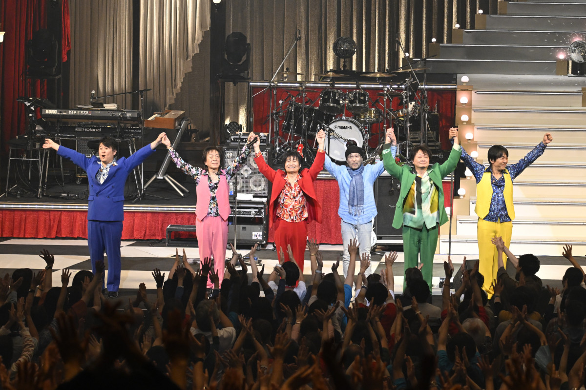 スターダスト☆レビュー、“デビュー43周年の日”にツアー完走 1年7ヶ月