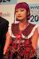 ���j���̃J���p�l���E���H�A�u�߂����Ă߂��Ⴍ���ዃ�����v���Ẵ��x���W���� ���X�����Ԃ߁u���N�����͏Ί�Łv 