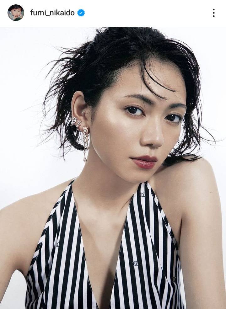 画像・写真 | 二階堂ふみ、“ざっくり胸元”で漂う色気「雰囲気が全然