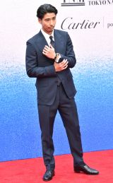 賀来賢人、お洒落すぎるセットアップ姿に絶賛の声 - エンタメ