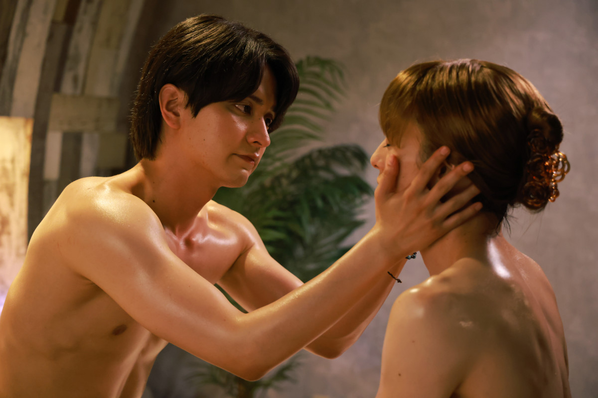 映画　子役　裸 画像・写真 | “女風ドラマ”のお客様「めちゃくちゃ可愛い…」「まさかの！」と反響 杉江大志がジェンダーレス役、体ゆだねる 3枚目 | ORICON  NEWS