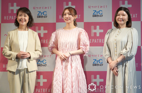 �X�L���P�A���i�u�փp�g���[�g�v�̃��E���h�e�[�u���ɎQ�������i������j���{�[�g�b�N�E���o�֎q���A�㓡�^��A��㓍�q �iC�jORICON NewS inc. 