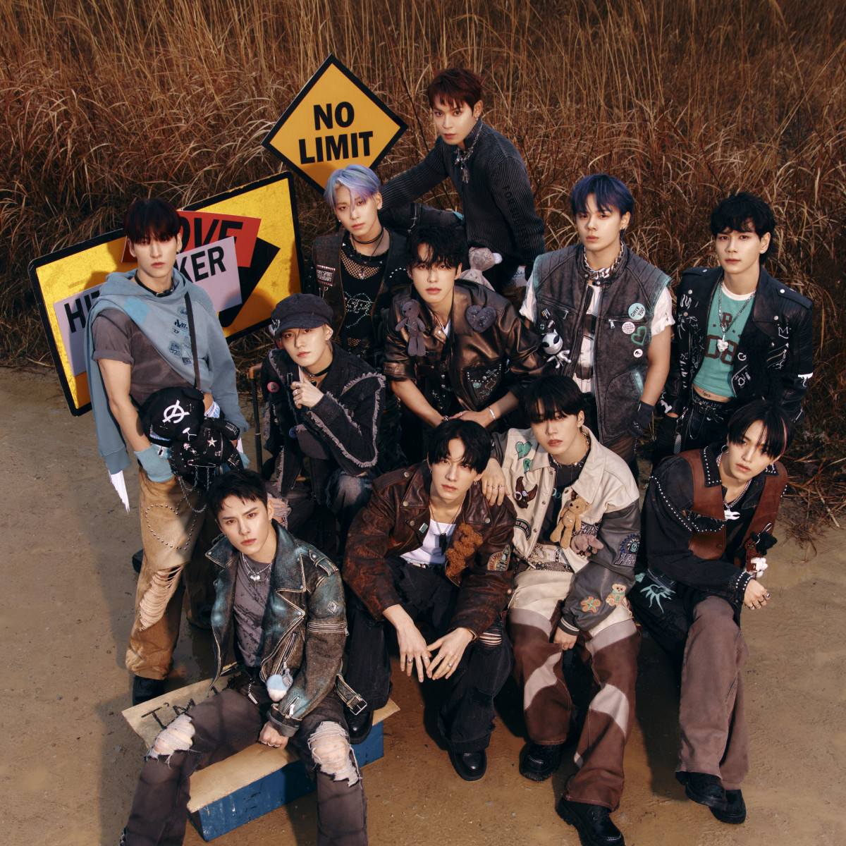 JAMӍՂ̓𔭕\JO1(C)LAPONE Entertainment 