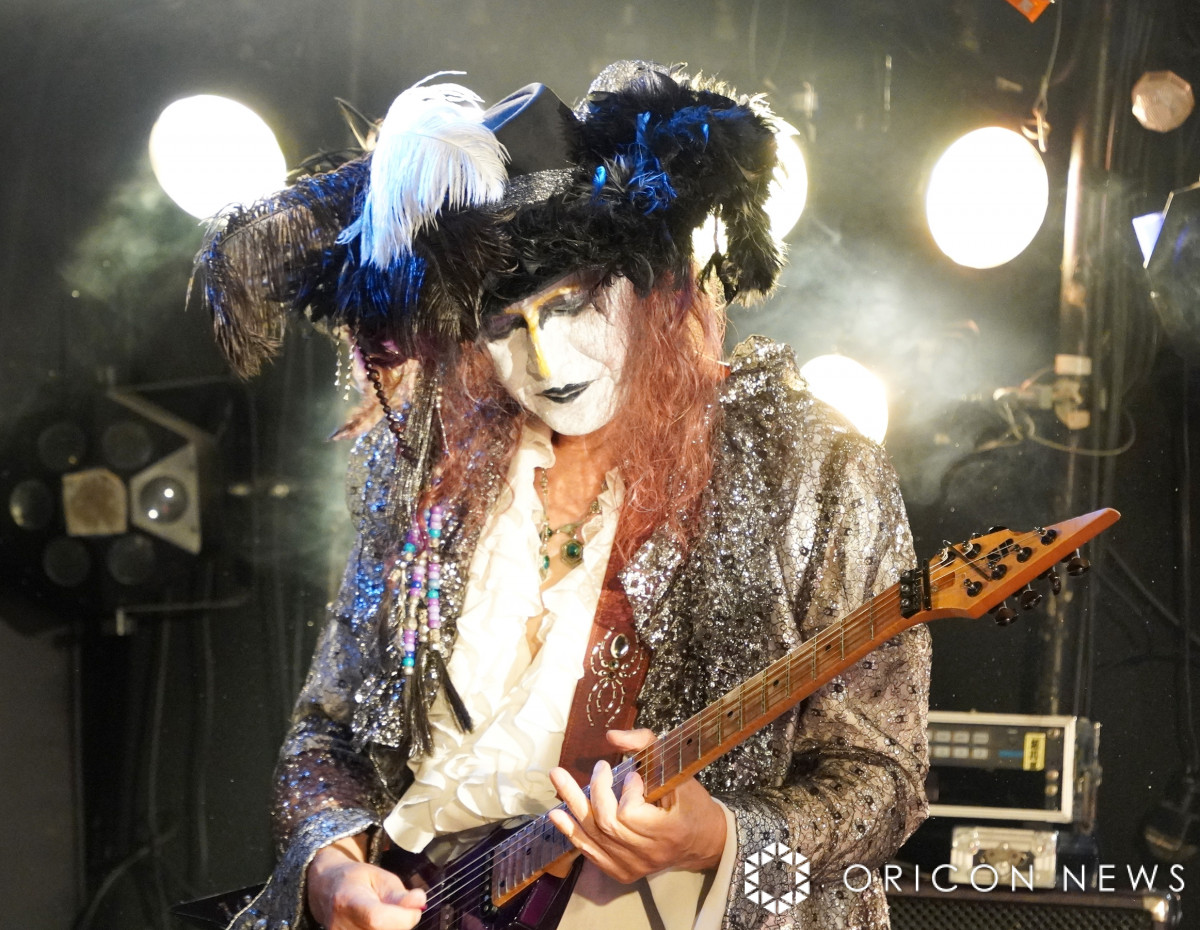 カブキロックス25周年、元日に新「お江戸」含むニューアルバム