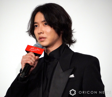 fwLO_ 叫R̋Aҁx䂠ɏoȂR茫l (C)ORICON NewS inc. 