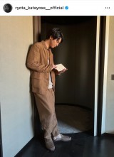 �ȁE�y�����P�ƈꏏ�Ɂw�W�����W�I �A���}�[�j�x�̃V���[�ɏo�ȁI�~���m�K��̃I�t�V���b�g�����J�����Њ�����i�ʐ^�̓C���X�^�O������ ryota_katayose__official���j 