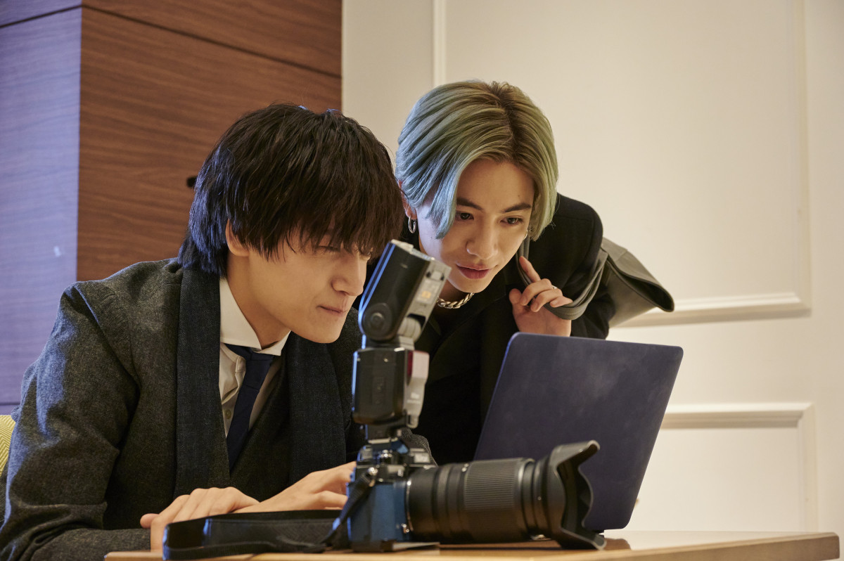 明日を綴る写真館』佐野晶哉、嘉島陸ら若手キャストの場面写真が