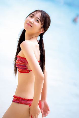 コメント | FRUITS ZIPPER・櫻井優衣、写真集の“限定カット”公開 コメント | FRUITS ZIPPER・櫻井優衣、写真集の“限定カット”公開