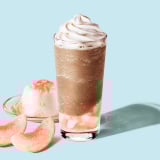 �y�X�^�o �e�B�[&�J�t�F�z���̉Ắg�A�[���O���C�h���y���ށA�w�s�[�`�p���i�R�b�^&�A�[���O���C�e�B�[�t���y�`�[�m�x���ēo�� 