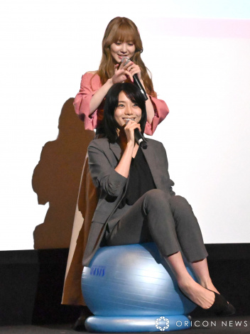 �w�ʍ������͍O�q��y�ɗ����Ă�x������I�g�[�N�C�x���g�ɏo�Ȃ����X�J���i�A�����j���iC�jORICON NewS inc. 