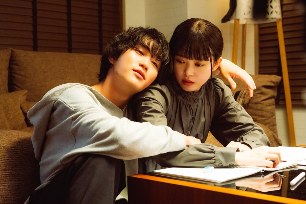 橋本涼＆高石あかりが寄り添い眠る 『墜落JKと廃人教師』“美しい