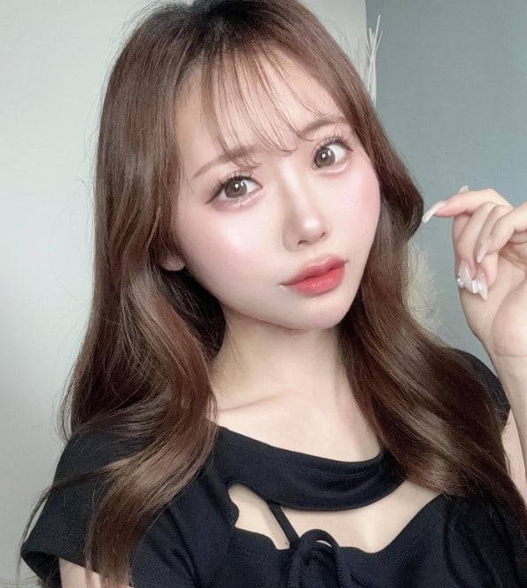 きゅ整形垢 整形アップデートには「強い信念が必要」、医療事務でトータル400万円