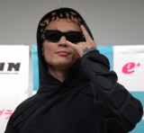 �yBKFC�z�˒C���A�ăx�A�i�b�N���f�r���[��𕉏����� 