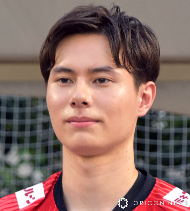 anan 表紙 バレーボール男子日本代表 髙橋藍選手 髙橋藍