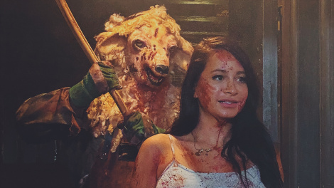 ���w�z���[�f��w�����[���΂���̂Ђ��x�i9��6�����J�j �iC�j 2022 Dark Abyss Productions Ltd 