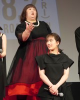 �o���Ȃ��悤�Ƀ_���X���邩�Ȃ�(C)ORICON NewS inc. 