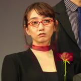 �w�ԉH���q�̃{�f�B�K�[�h�x�ԉH���qFES.�ɏo�Ȃ�������Z (C)ORICON NewS inc. 