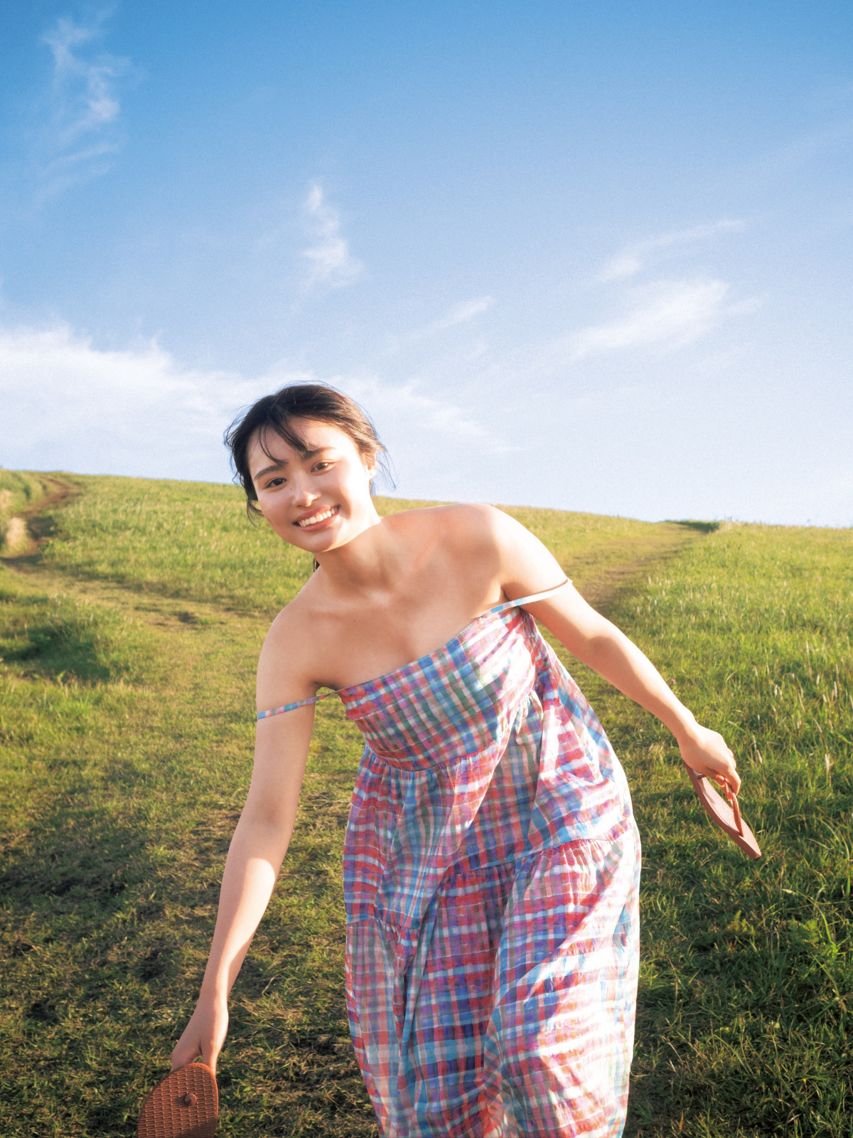 豊島心桜/LOVE （1st写真集が話題、豊島心桜「ずっと