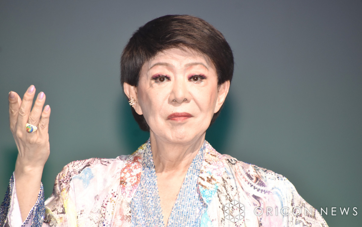 美川憲一 - 歌手生活60周年記念アルバム 「歌いつづけて
