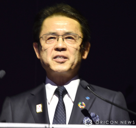 DUNLOP�V���i���\��ɏo�Ȃ����Z�F�S���H�ƁE�R�{��В��iC�jORICON NewS inc. 