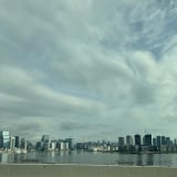 �v�E��q���I����Ƌ�B�E�������s�ɏo���������Ƃ��Љ���x�����݁i�ʐ^�̓u���O���j 