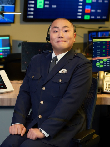 �wNo Activity�x�V�[�Y��2�ɏo�����鉪����iC�j2024 Amazon Content Services LLC or its Affiliates 