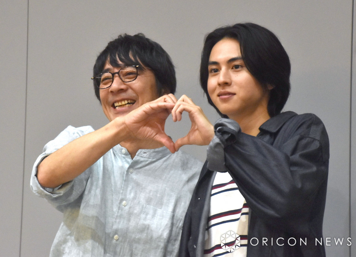 酒井大成 山崎まさよし サイン チェキ 三ツ矢先生の計画的な餌付け。 山崎まさよし 酒井大成 サイン チェキ 三ツ矢先生の計画的な餌付け