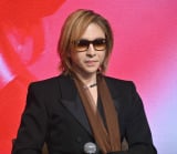 10E8Ɏً̋}p邱Ƃ𖾂YOSHIKI=t@R~jeBuYOSHKI+(PLUS)v̔\L҉ (C)ORICON NewS inc. 