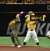 �\�t�g�o���N�w��� SUMMER BOOST�x�ŃZ�����j�A���s�b�`���s�����₷�q �iC�jORICON NewS inc. 