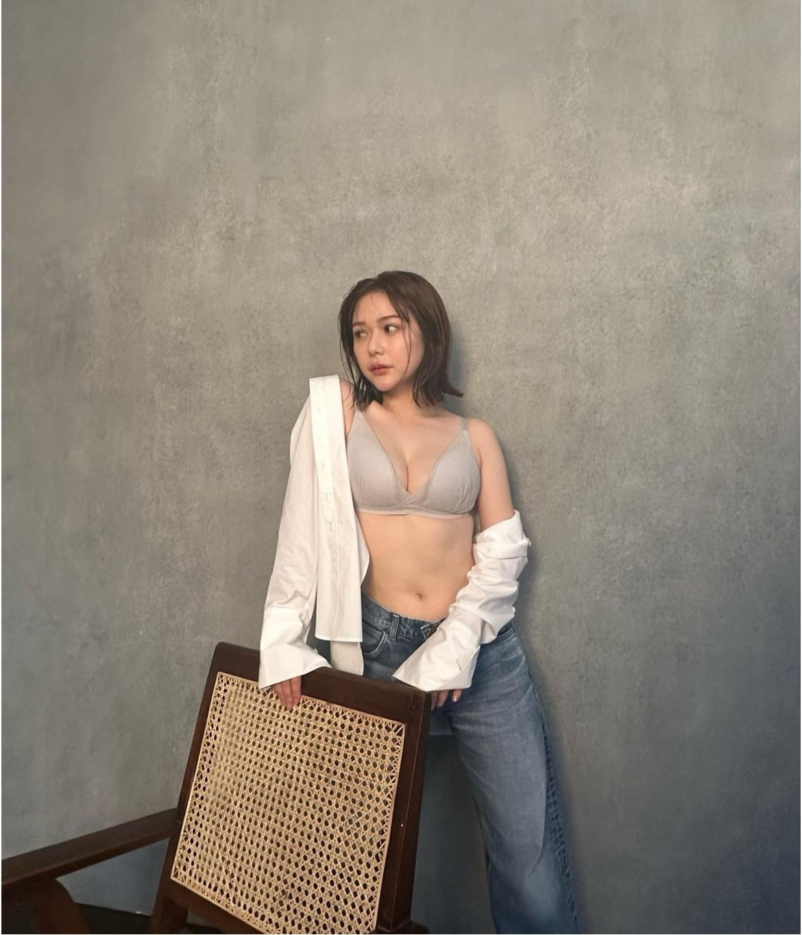 高画質　美少女の胸 村重杏奈、美バストあらわなランジェリー姿「おセクシー過ぎます」「腹筋バキバキ」 | ORICON NEWS