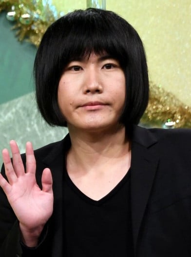 ランジャタイ伊藤幸司、芸能活動を休止へ 「未成年の女性と関係を持ったことが発覚」【報告全文】 | ORICON NEWS