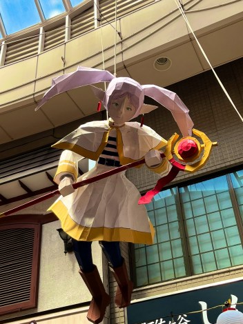 �������J�̃t���[�����@�ʐ^�͑����̃t���[��������X��� 