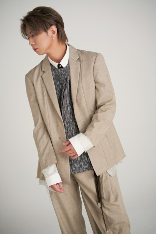 �k�R�G�� �iC�jORICON NewS inc. 