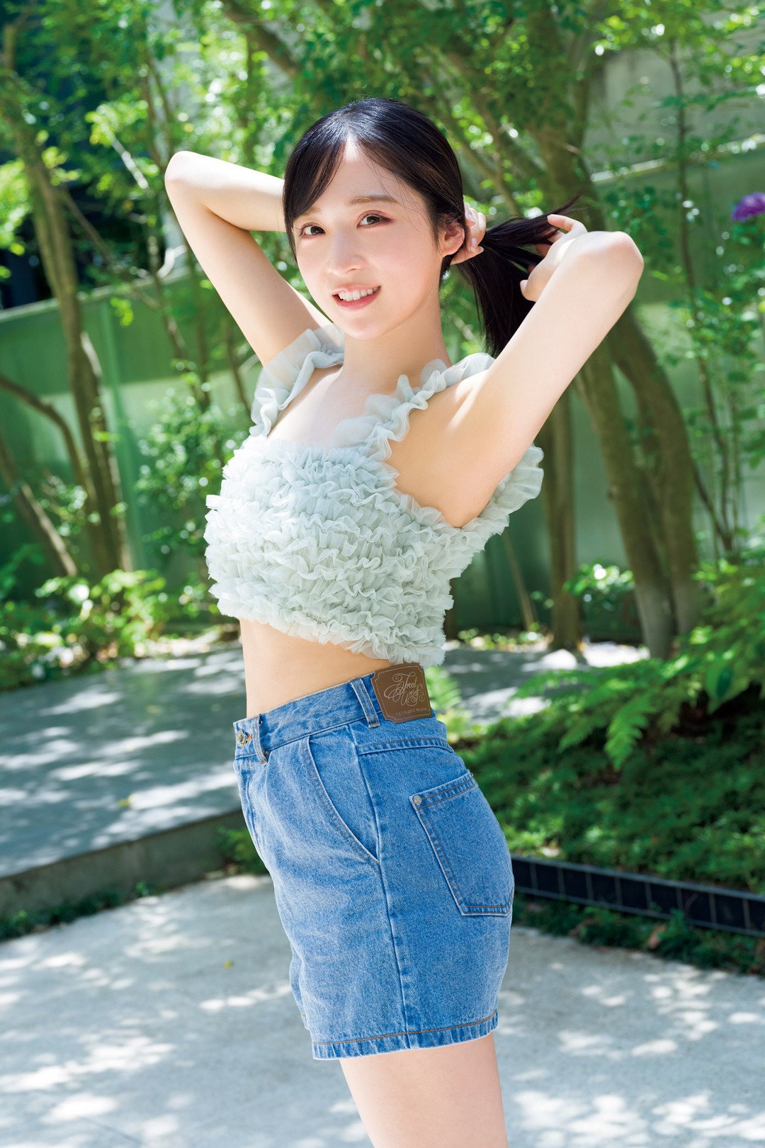 画像・写真 | “AKB48の新グラビアエース”19歳・正鋳真優、スイカ頬張り