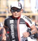 �l�Ԃ̌��E������ �g���C�A�X���[�g�̒��� 